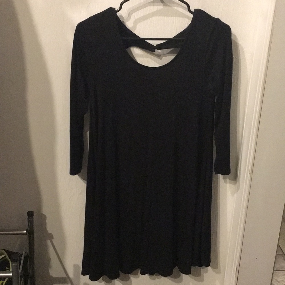 Black long sleeve dress